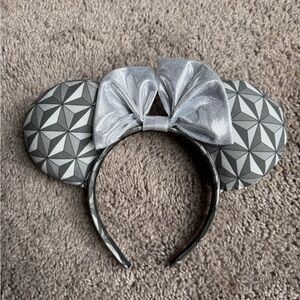 BBB Epcot Minnie Ears